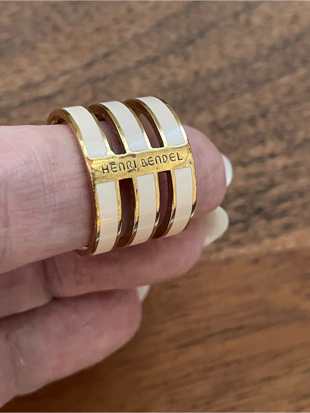 HENRI BENDEL Pink Enamel On Gold Tone Metal Ring Size 8 - Picture 7 of 8